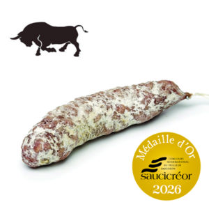 Saucisson porc taureau, charcuterie puissante artisanale d'Auvergne